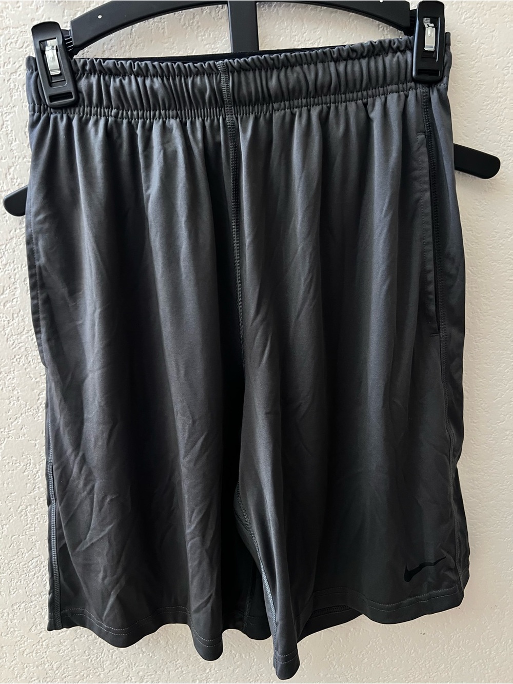 Nike Men's Dark Gray Athletic Shorts